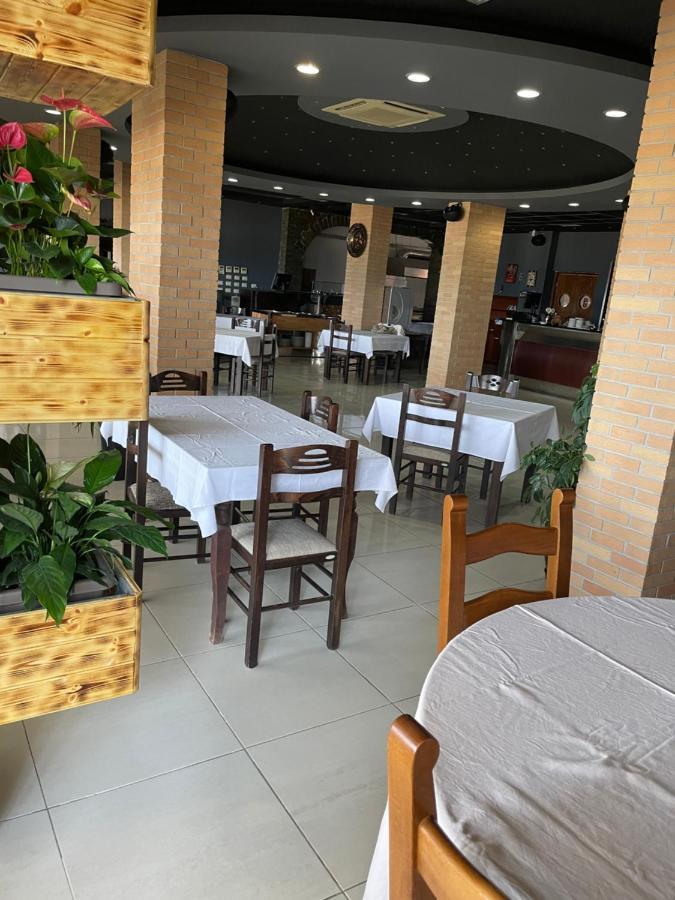 Espana Aparthotel Škalngur Екстериор снимка