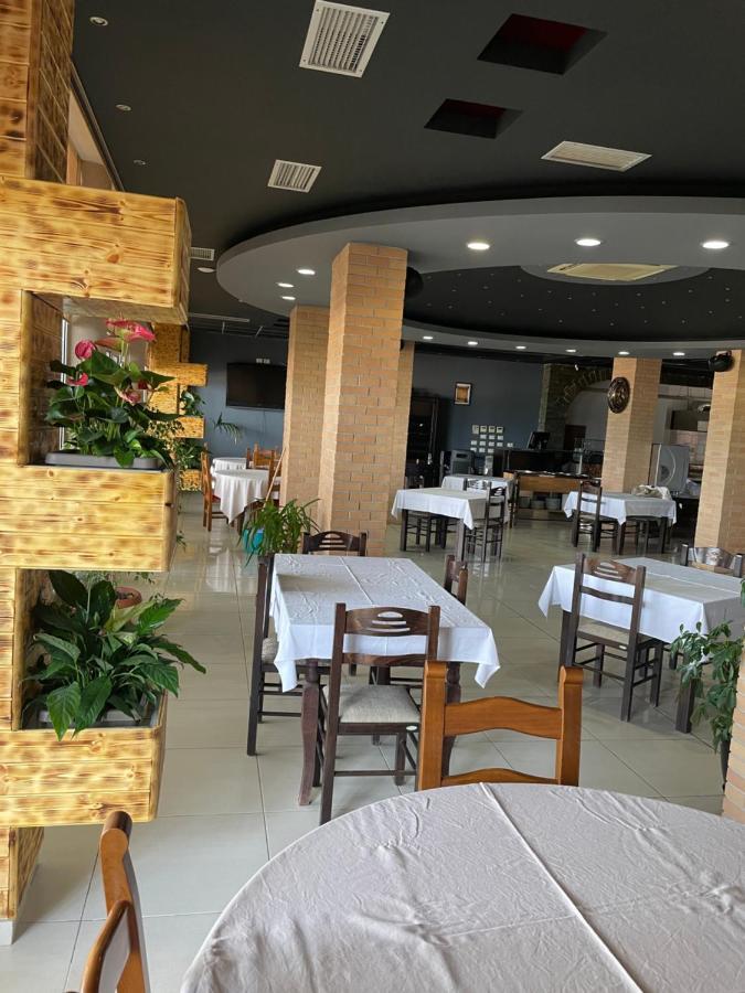 Espana Aparthotel Škalngur Екстериор снимка
