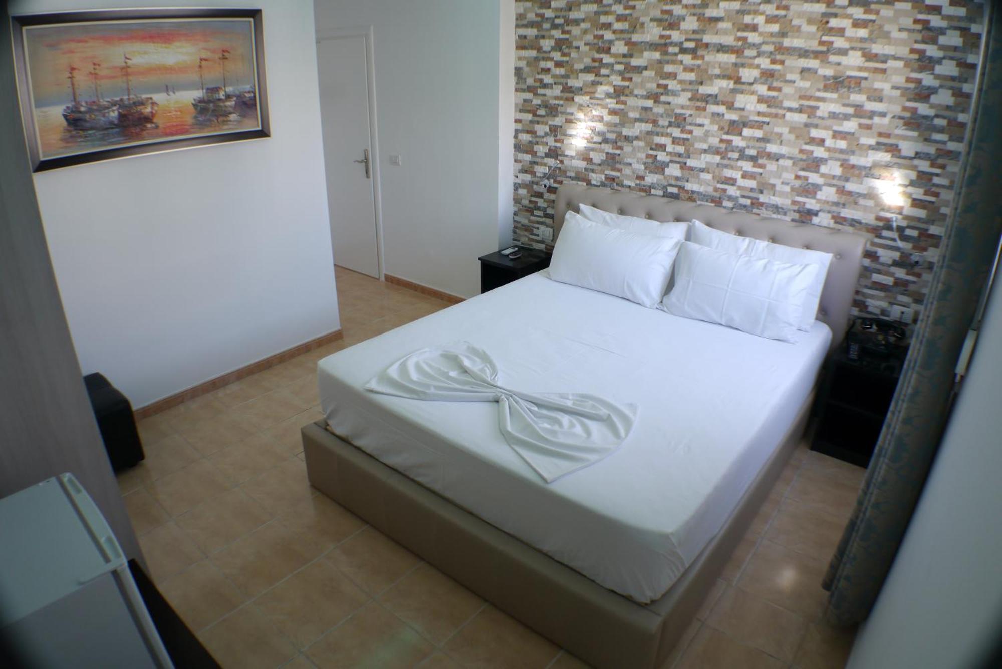 Espana Aparthotel Škalngur Екстериор снимка