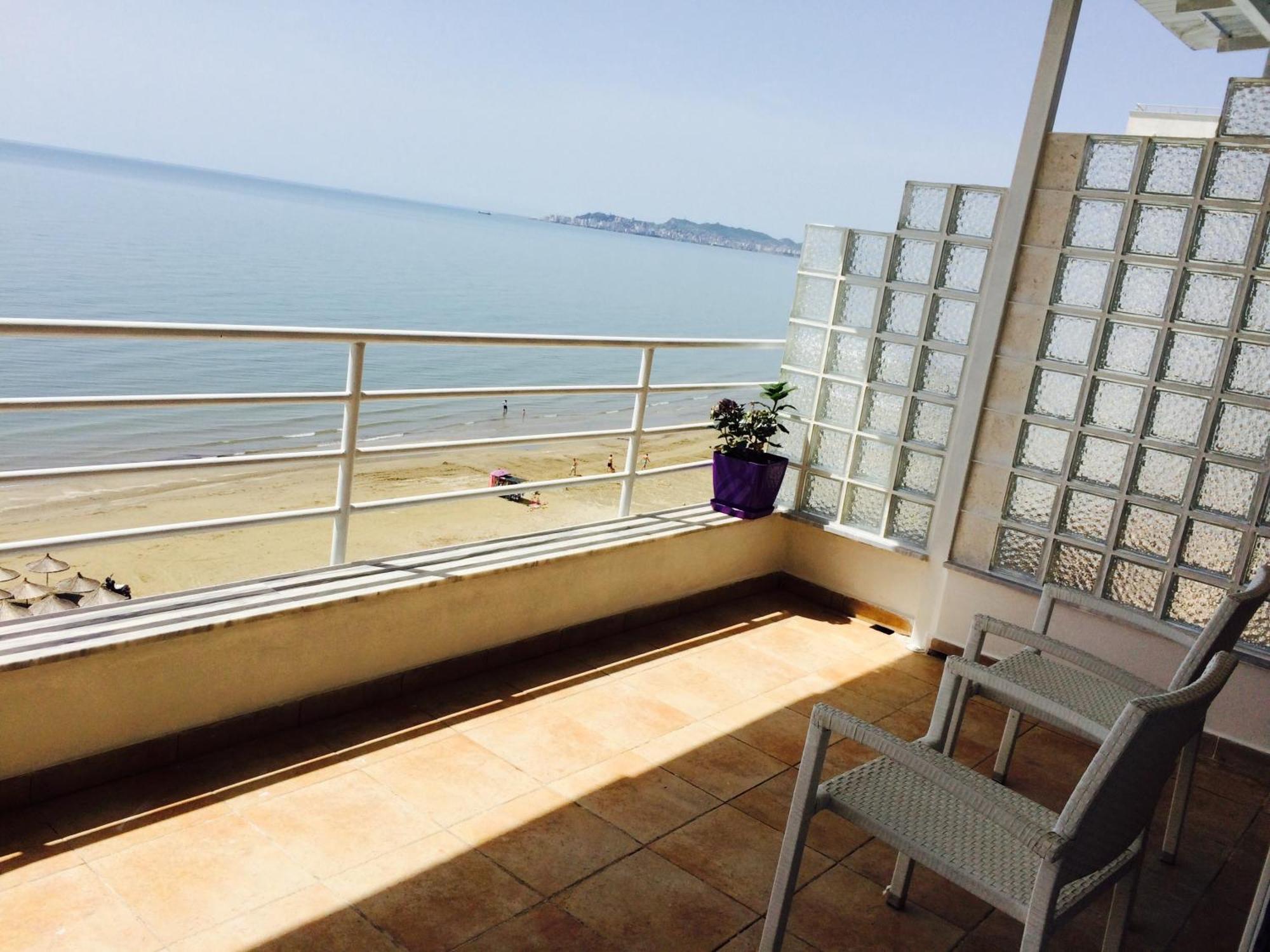 Espana Aparthotel Škalngur Стая снимка