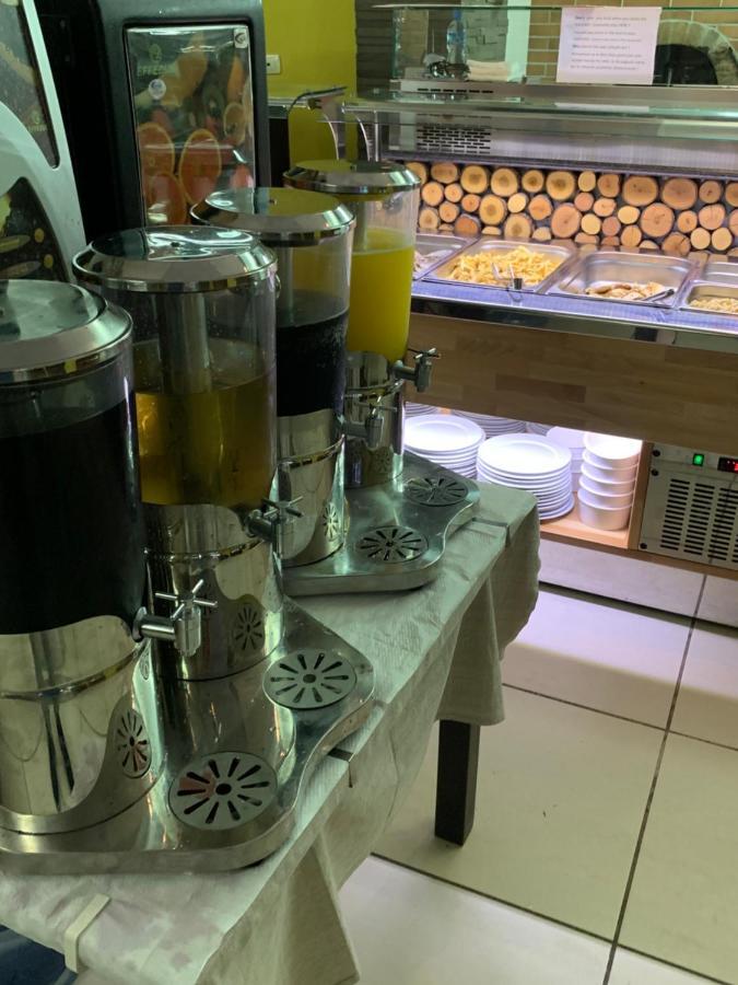 Espana Aparthotel Škalngur Екстериор снимка